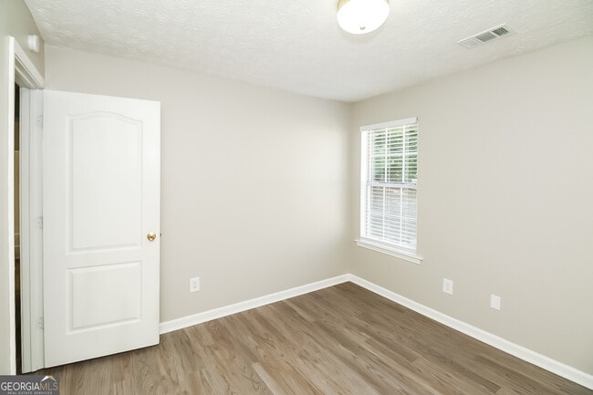 Building Photo - 11771 Fairway Overlook