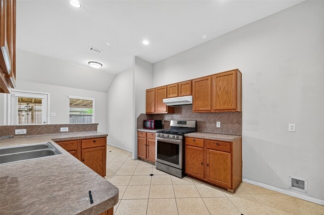 Building Photo - 6407 Capridge Dr