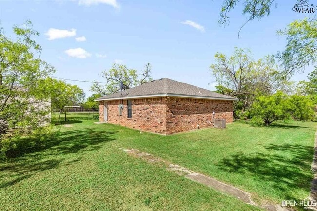 Building Photo - 4428 Sisk Rd