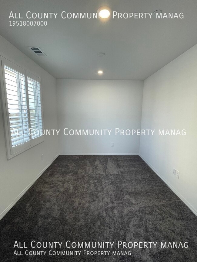 Building Photo - 2398 Diamond Edge Rd