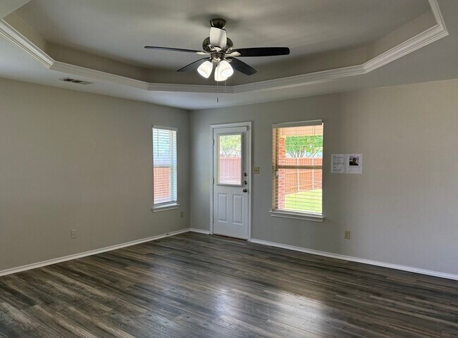 Building Photo - Cute property in Anna