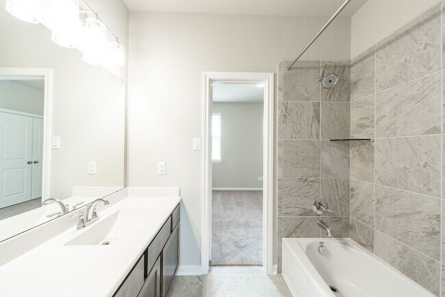 Building Photo - 5131 Pr Ter Ln