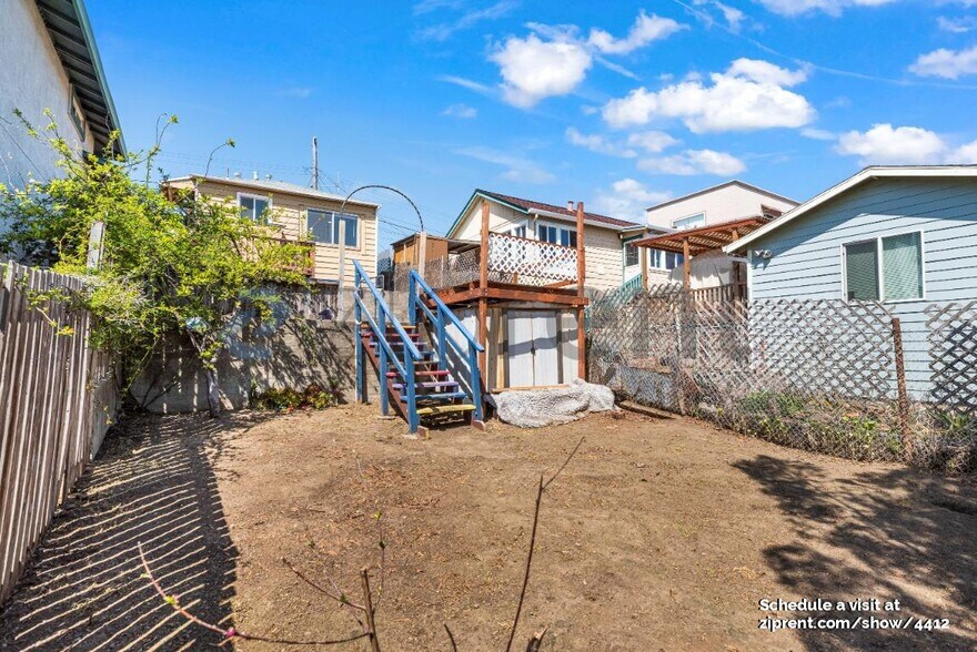 Building Photo - 5210 Sacramento Ave