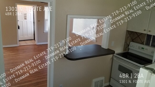 Building Photo - 1301 N Foote Ave