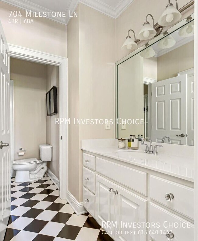 Building Photo - 704 Millstone Ln