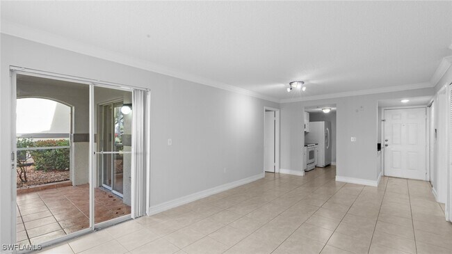 Building Photo - 3421 Winkler Ave