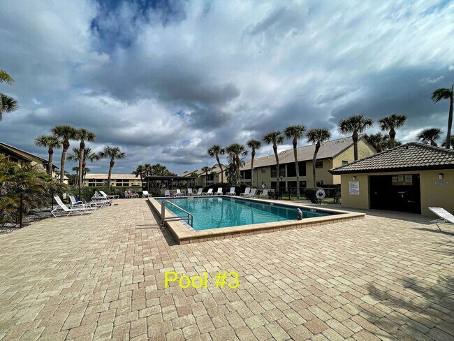 Building Photo - 2BD/2BA Mission Lakes Condo