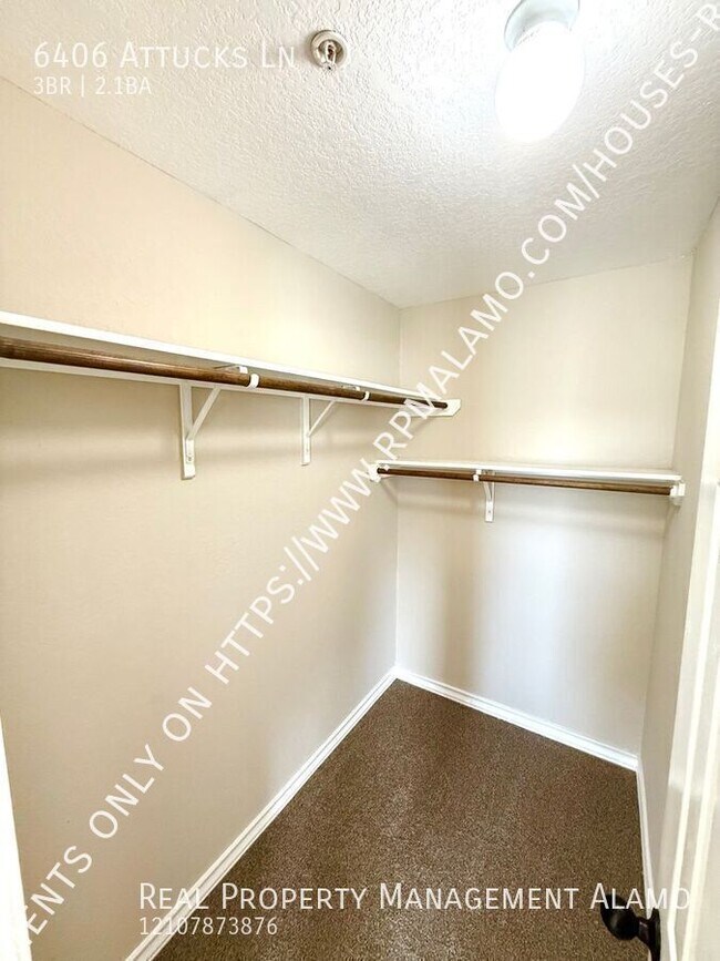 Building Photo - 6406 Attucks Ln