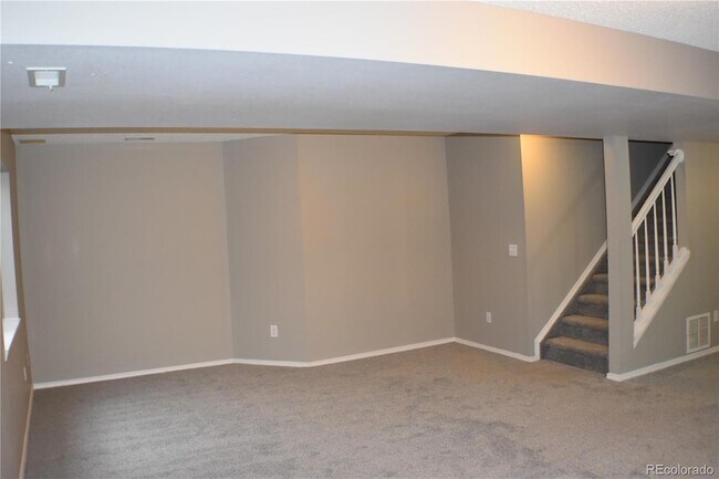 Building Photo - 952 Dancing Horse Dr