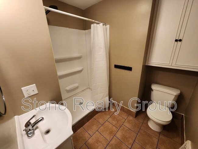 Building Photo - 127 Monterey Ave