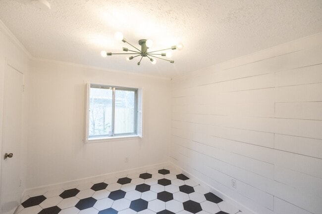 Building Photo - 1314 Frontier Ln