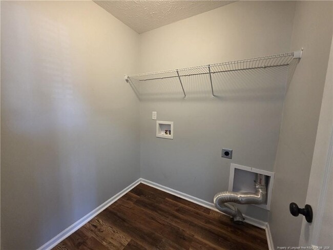 Building Photo - 366 Carolina Oaks Cir