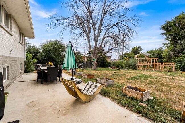 Building Photo - 2970 W 73rd Ave