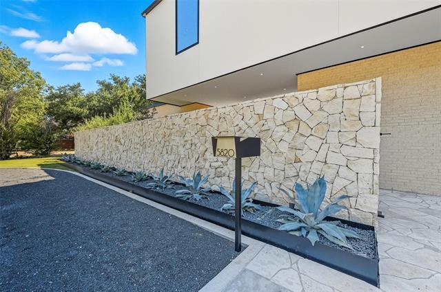 Building Photo - 5820 Northmoor Dr