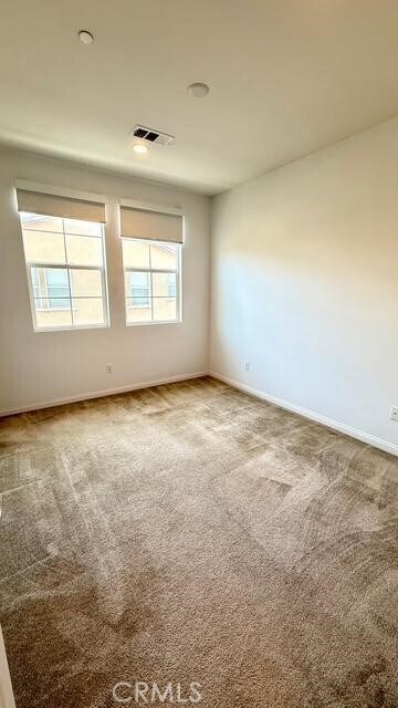 Building Photo - 904 N Primrose Ln