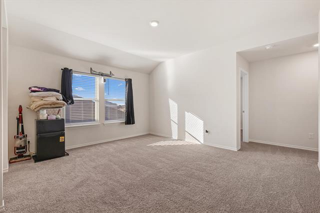 Building Photo - 3329 Watterson Wy