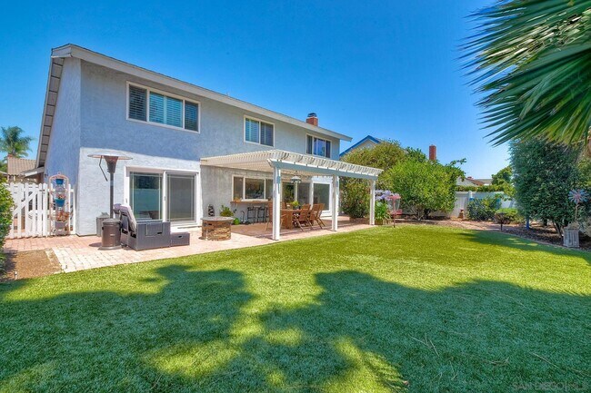 Building Photo - 17521 Hada Dr