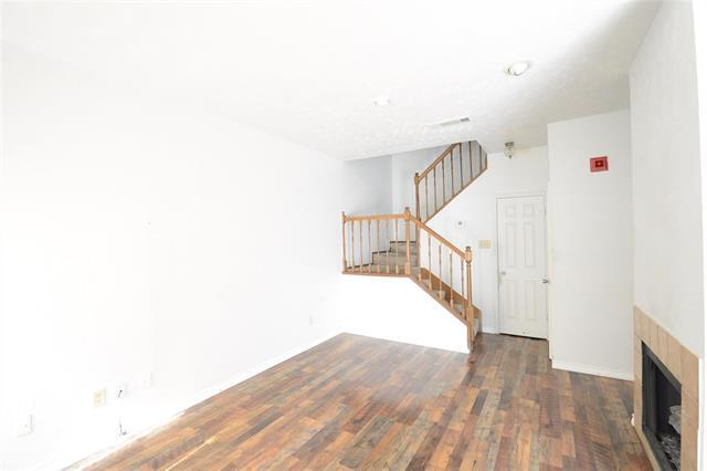 Building Photo - 501 Arbor Creek Dr