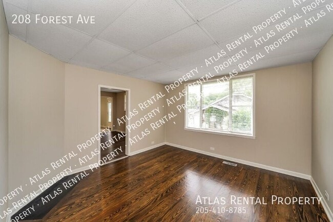 Building Photo - 208 Forest Ave