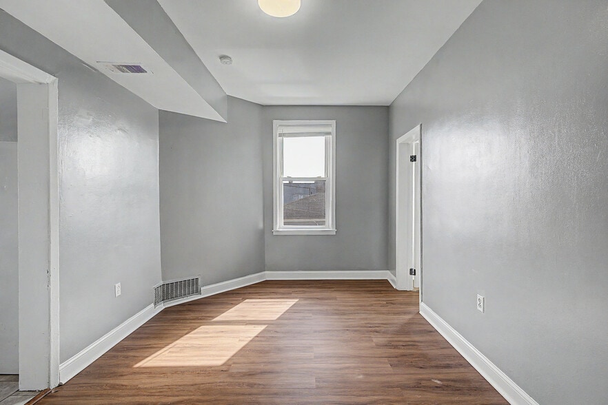 Building Photo - 1177 North Ave