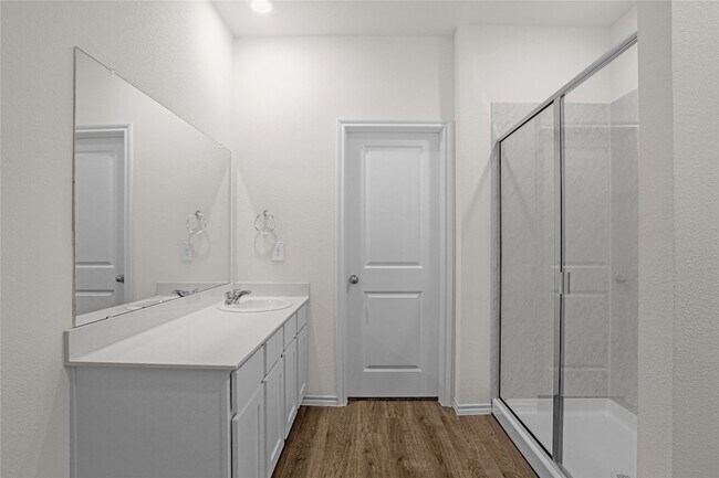 Building Photo - 3425 Marie Dr