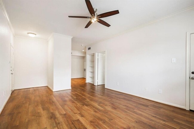 Primary Photo - 2255 Braeswood Park Dr