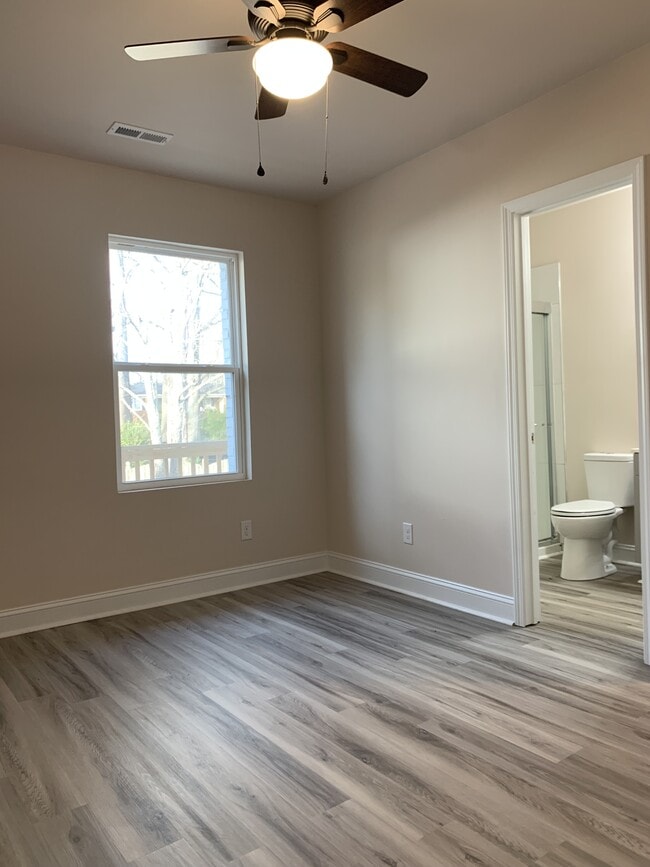 Building Photo - 1020 Concord Ave