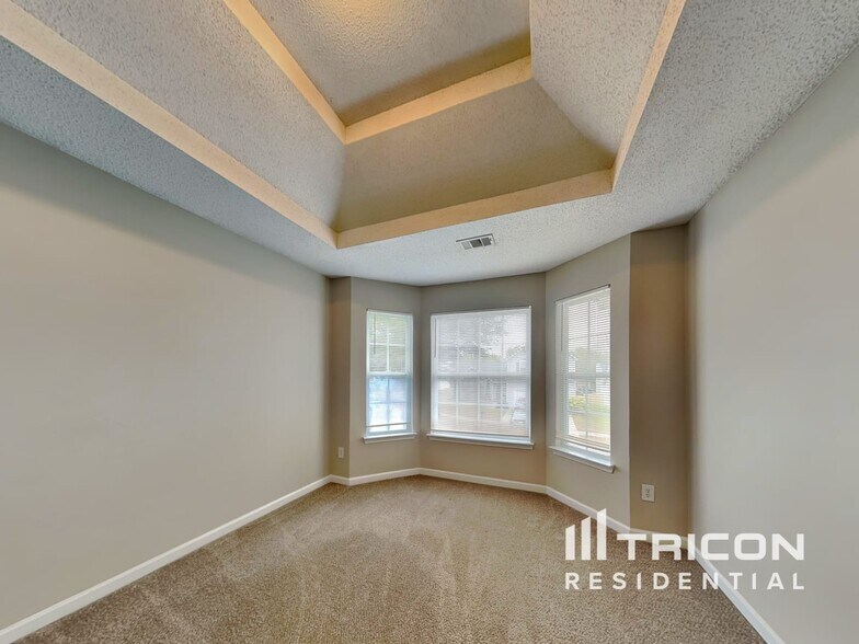 Building Photo - 4348 Persian Ct SW