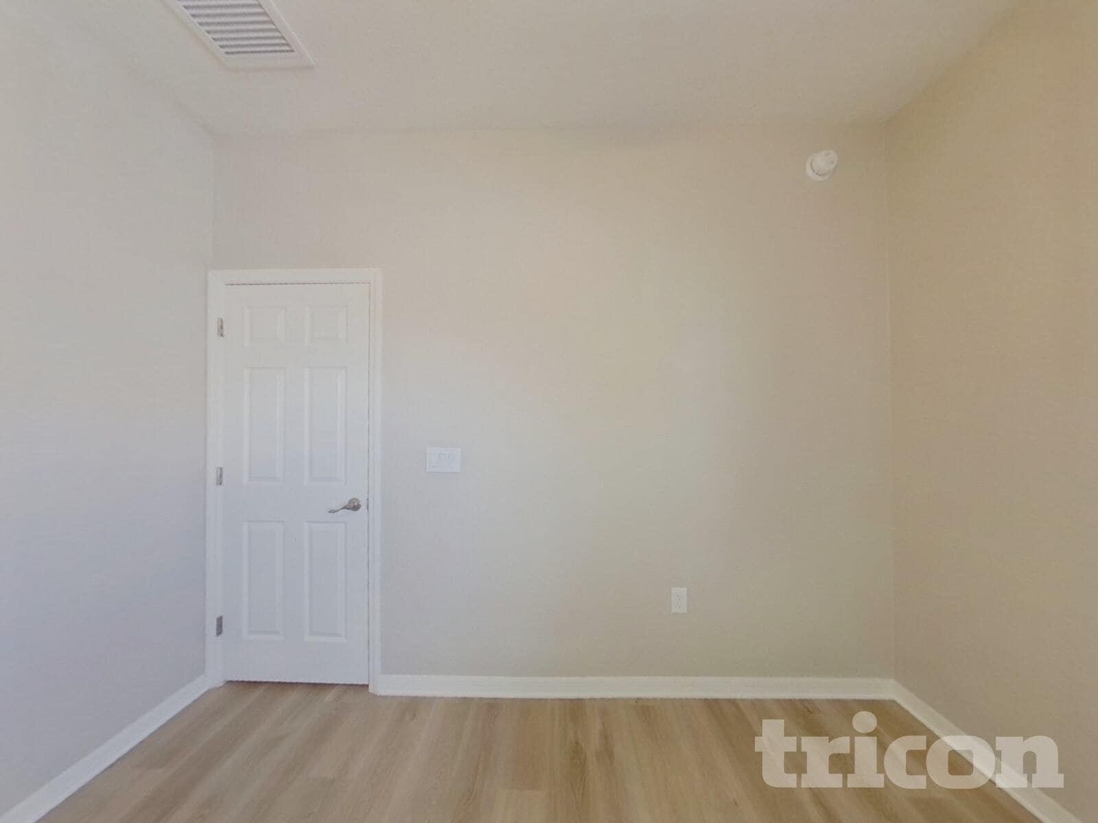 Building Photo - 6715 Castle Green Pl