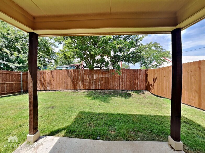 Building Photo - 724 Rolling Terrace Cir