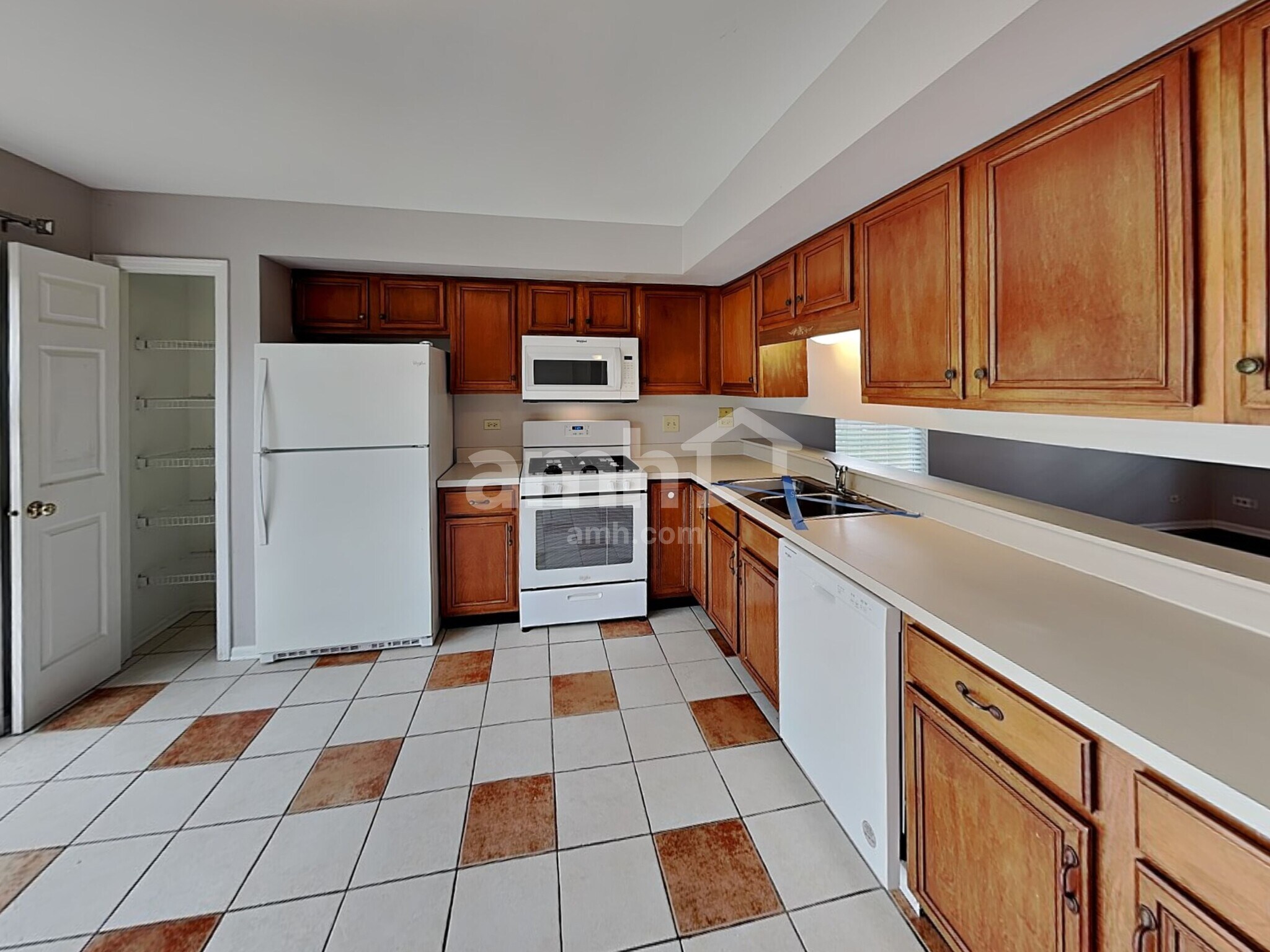 Building Photo - 2402 Wild Cherry Ct