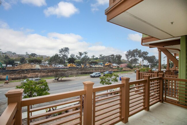 Building Photo - Stunning Coastal Rental in Encinitas!