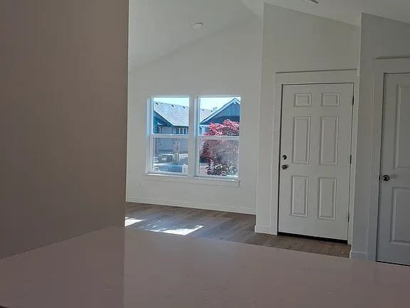Building Photo - "Charming 3-Bed, 2-Bath Retreat in OR with Cozy 1058 Sq Ft of Comfort!"