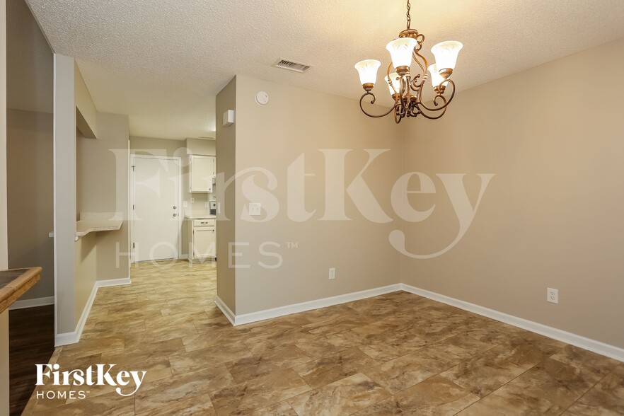 Building Photo - 10178 Indian Princess Rd W