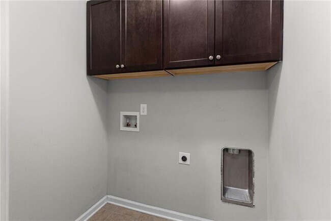 Building Photo - 74 Gray Field Ct