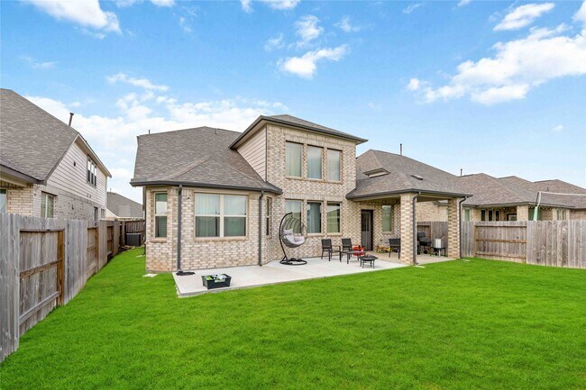 Building Photo - 2940 Golden Dust Dr
