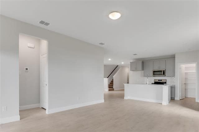 Building Photo - 1631 Cavalli Dr