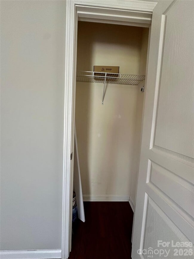 Building Photo - 12660 Persimmon Tree Dr