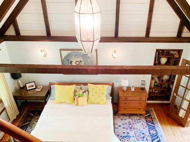 Building Photo - 74 Hilltop Rd