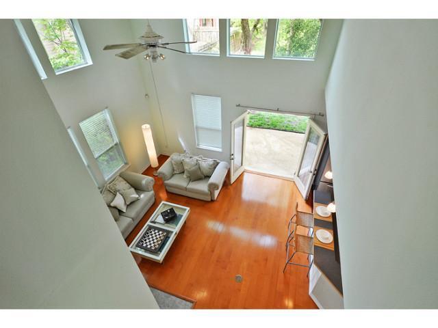 Building Photo - 2647 Kinney Oaks Ct