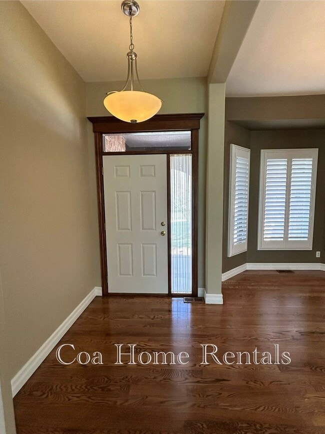 Building Photo - Beautiful Andover Property
