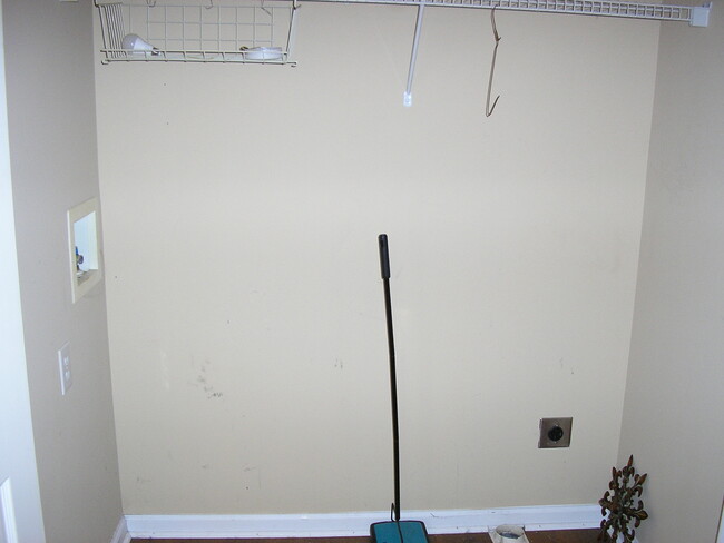 Building Photo - 109 Hillridge Ct
