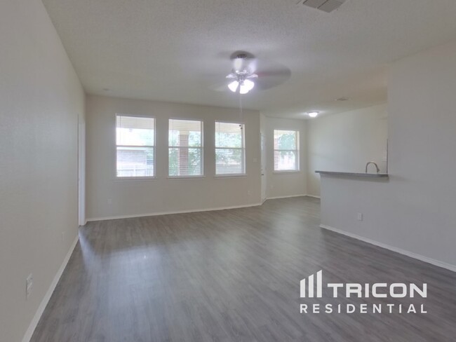 Building Photo - 6300 Downeast Dr