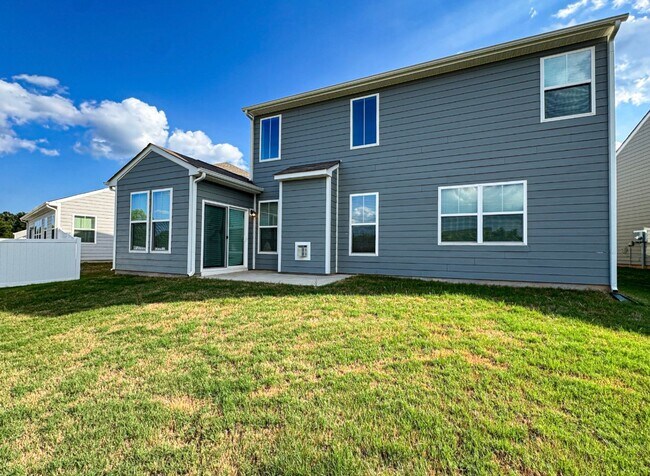 Building Photo - 612 Columbus Cir