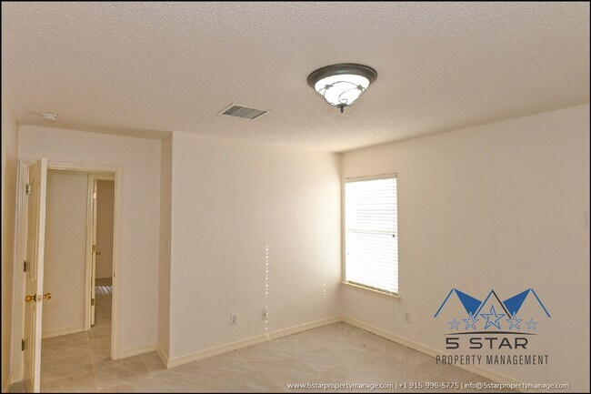 Building Photo - 648 Wind River Ave