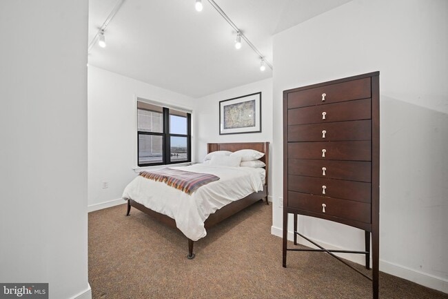 Building Photo - 631 D Street NW
