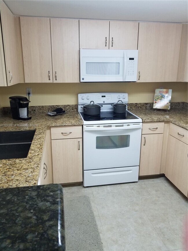 Building Photo - 3000 Coral Way