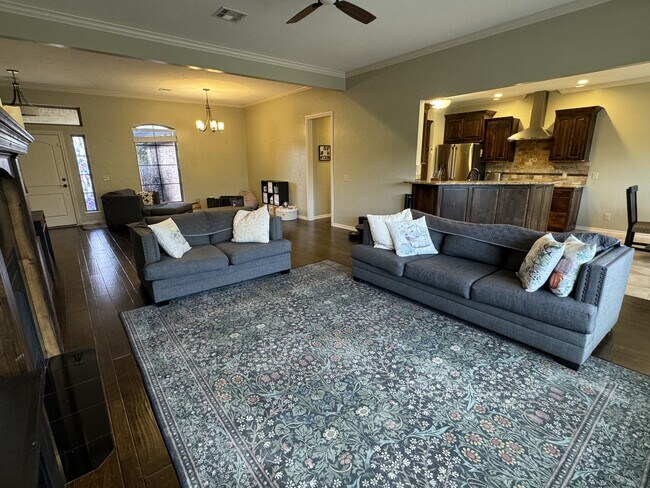 Building Photo - 2001 Mt Vernon Rd