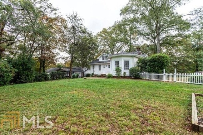 Building Photo - 3/2 House in Old East Rome $1,895