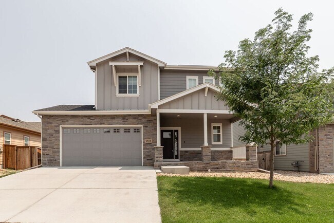Building Photo - Bright & Spacious 3 Bed + Loft | 3-Car Garage in North Fort Collins